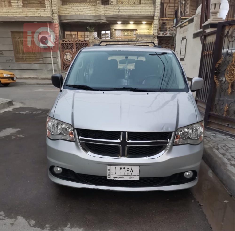 دودج جراند كارافان